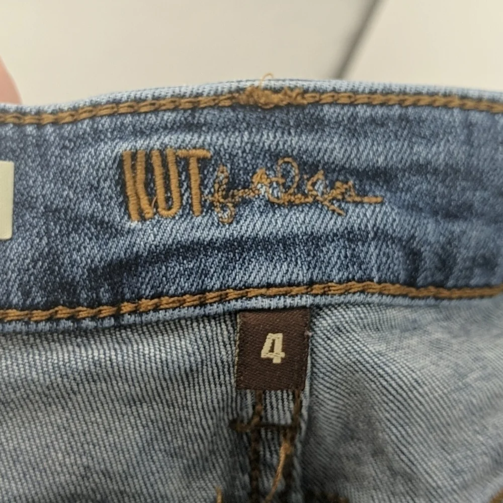 KUT FROM THE KLOTH Catherine High Rise Denim Short